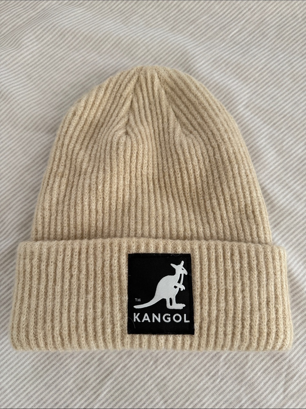 Kangol women Ribbed Beanie in Beige